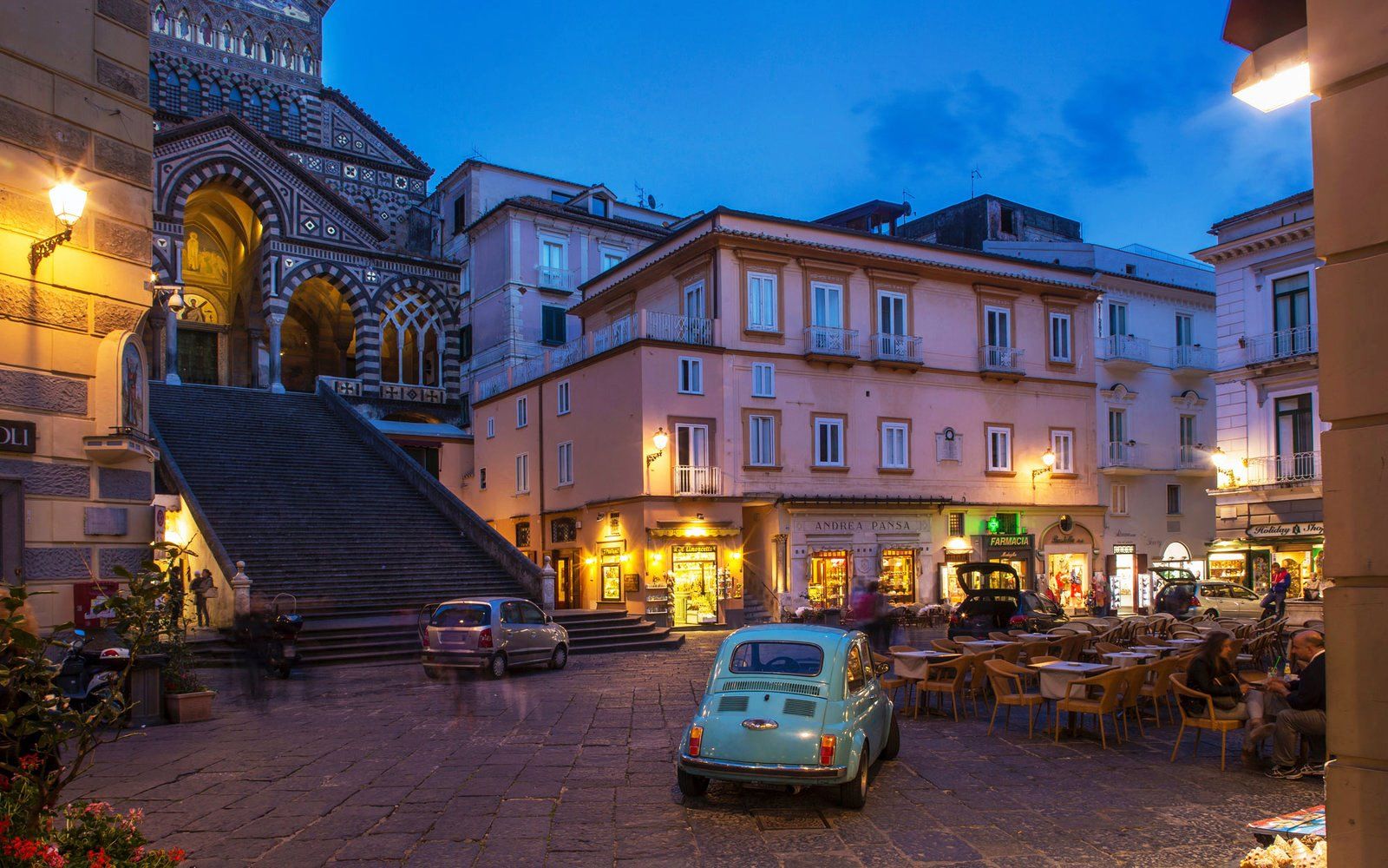 Amalfi | LAT.40