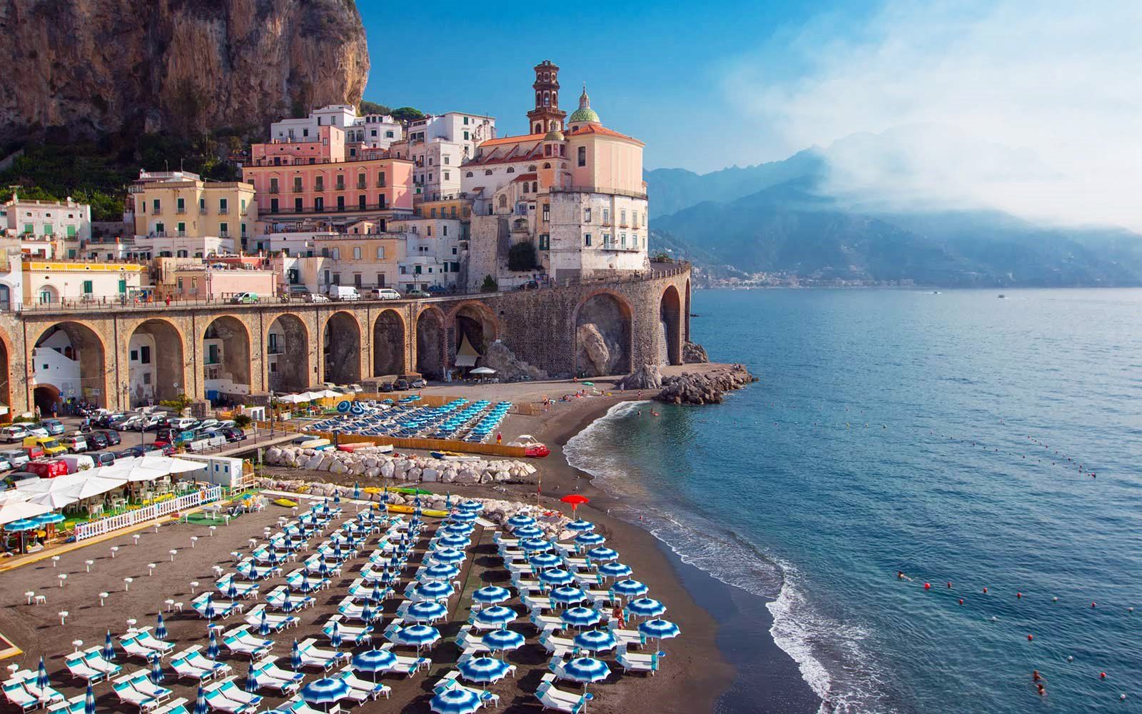 Amalfi | LAT.40