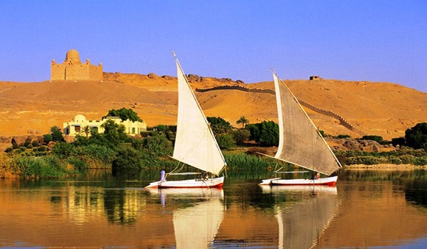 Aswan | LAT.40