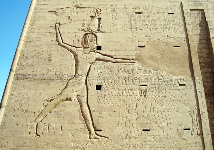Edfu | LAT.40