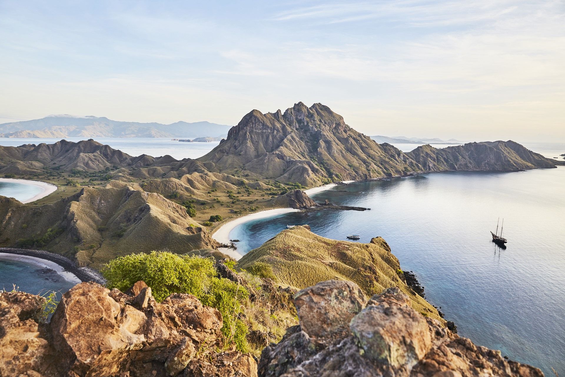 Flores Island | LAT.40