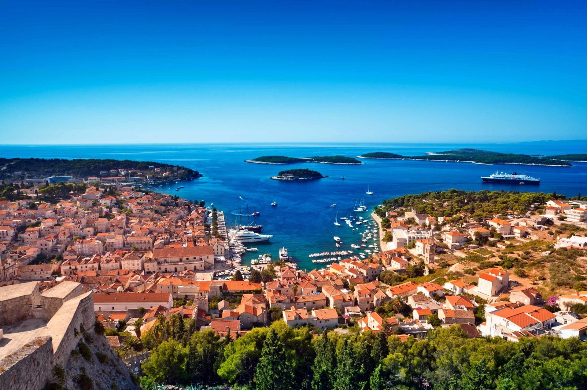Hvar | LAT.40