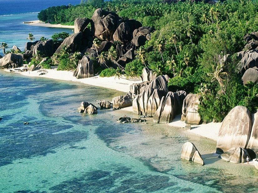 La Digue | LAT.40
