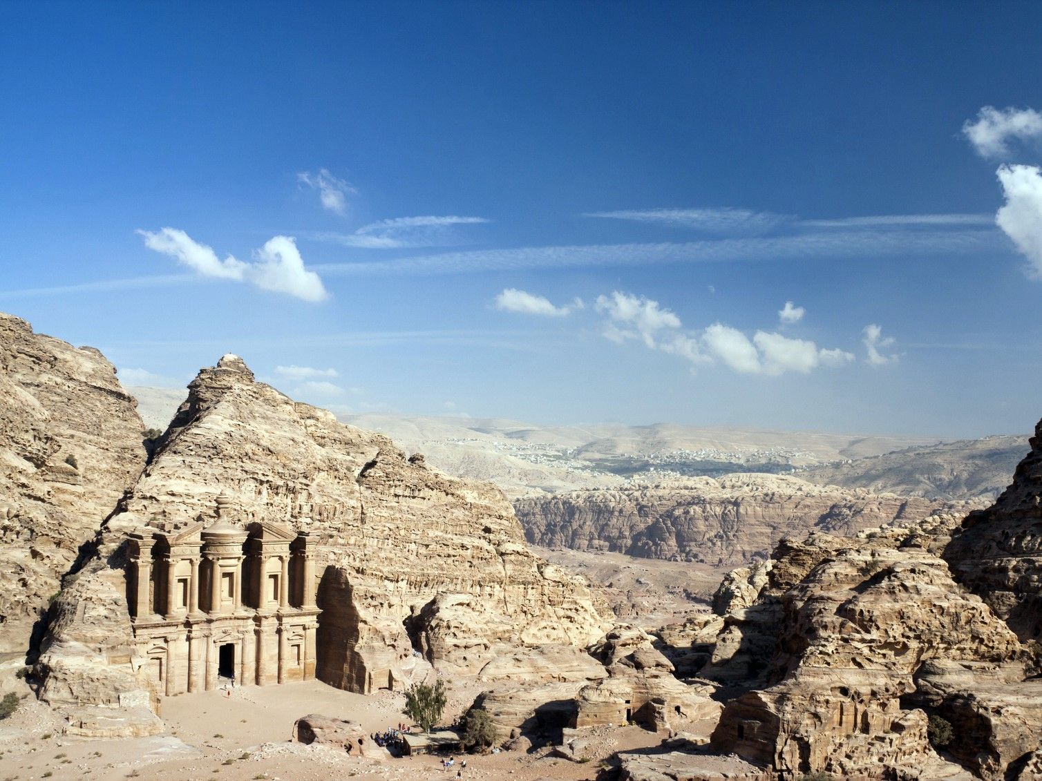 Petra | LAT.40