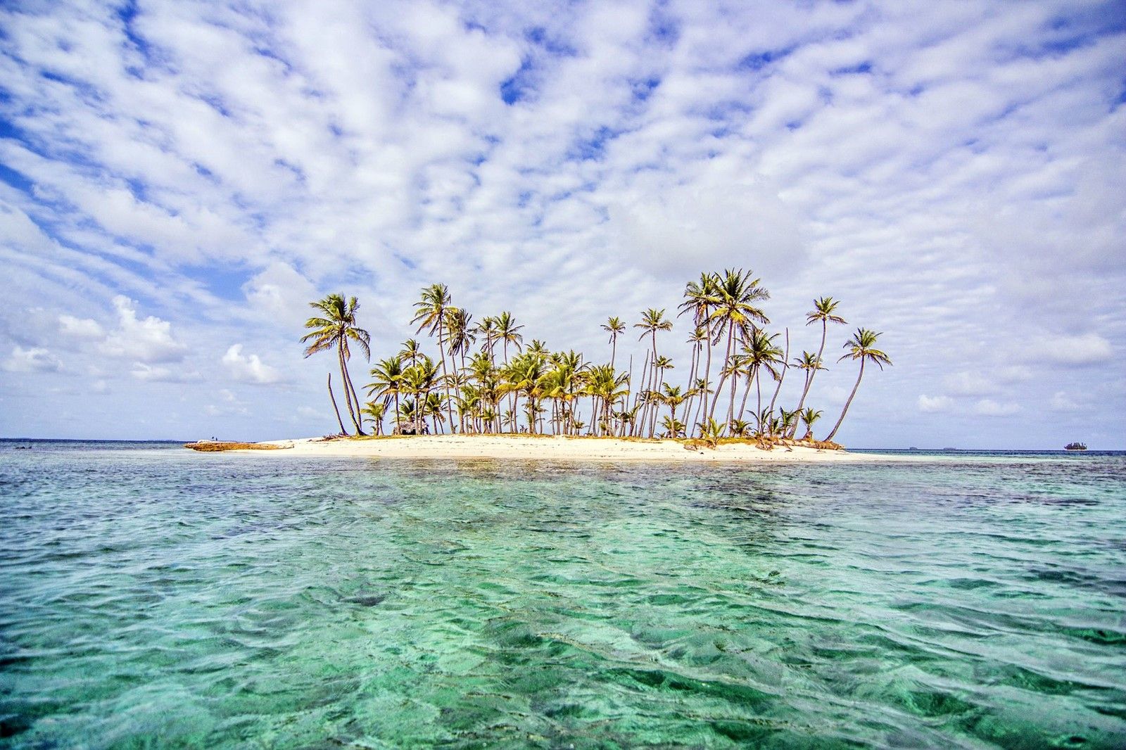 San Blas Islands | LAT.40