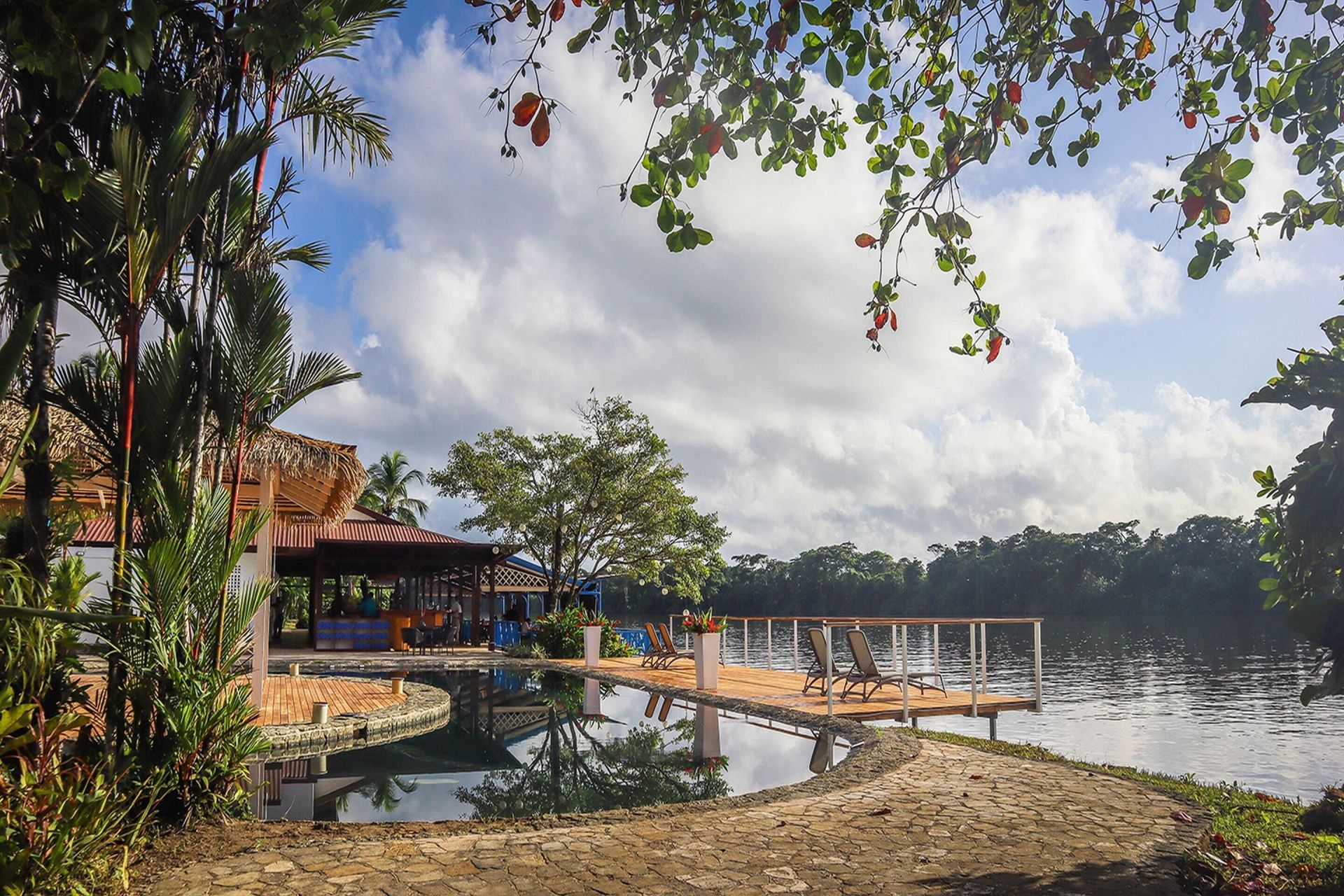 Tortuga Lodge and Gardens by Böëna en Tortuguero