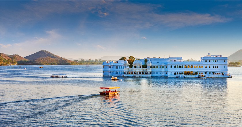 Viaje a la India y Nepal (Tren Maharajas' Express diseñado por LAT.40