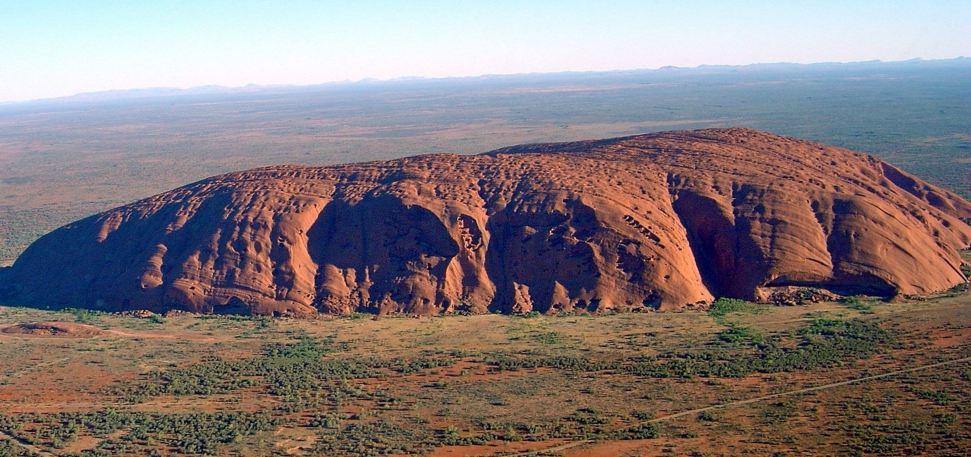 Uluru | LAT.40