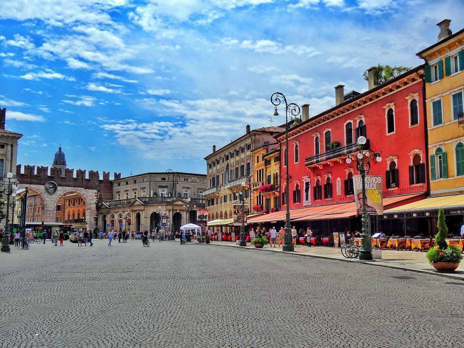 Verona | LAT.40