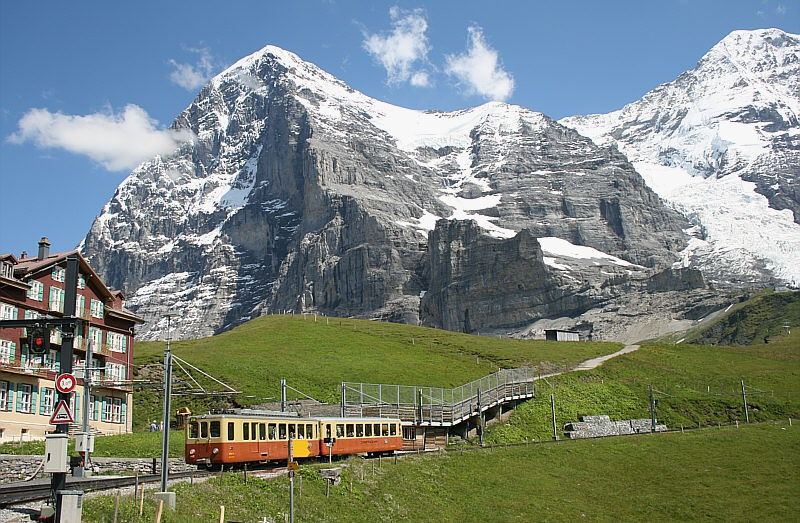 Grindelwald | LAT.40