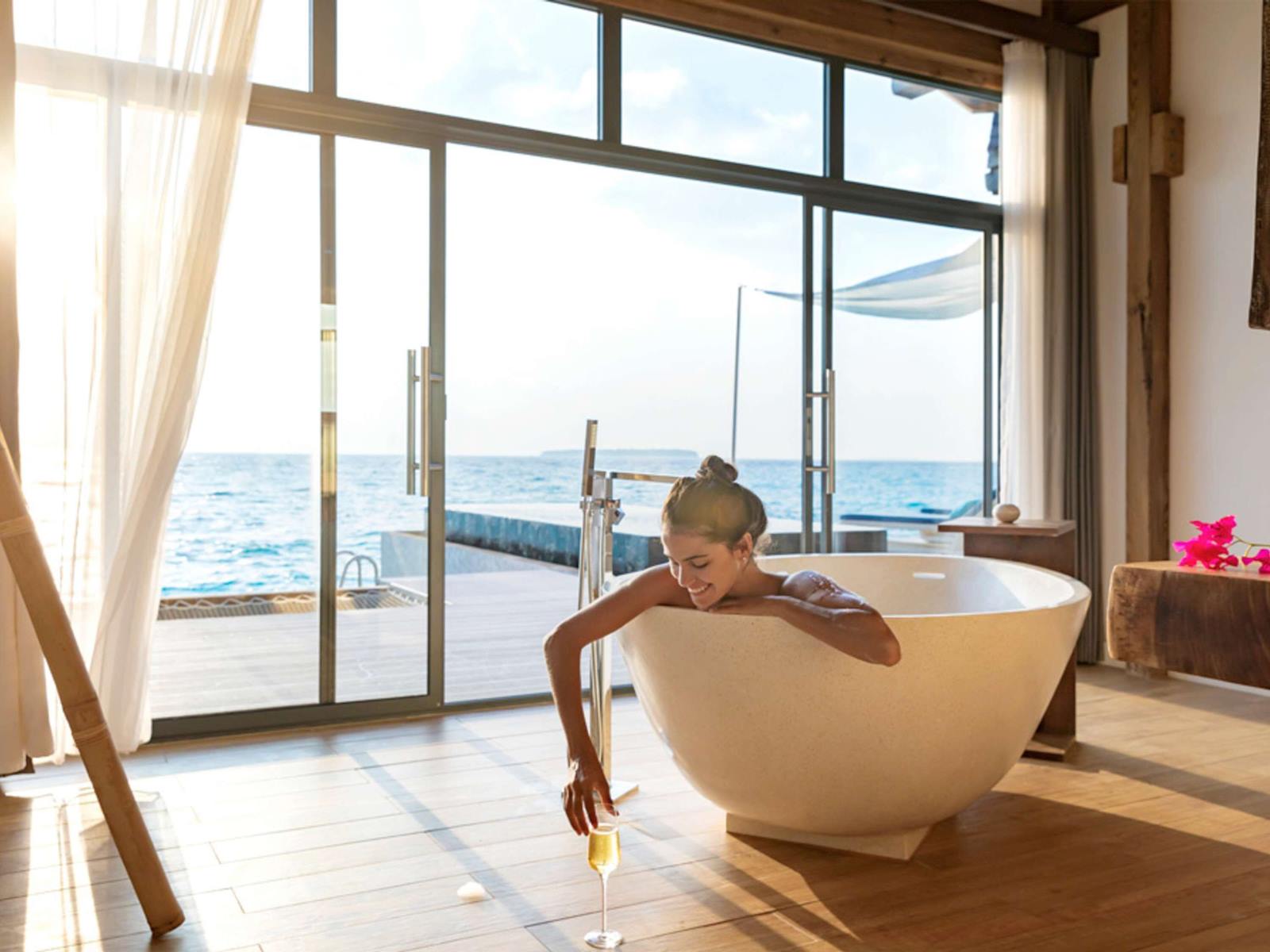 Mövenpick Resort Kuredhivaru Maldives en Noonu Atoll