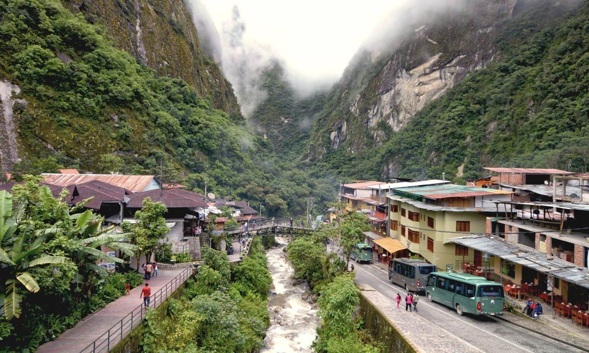 Aguas Calientes | LAT.40