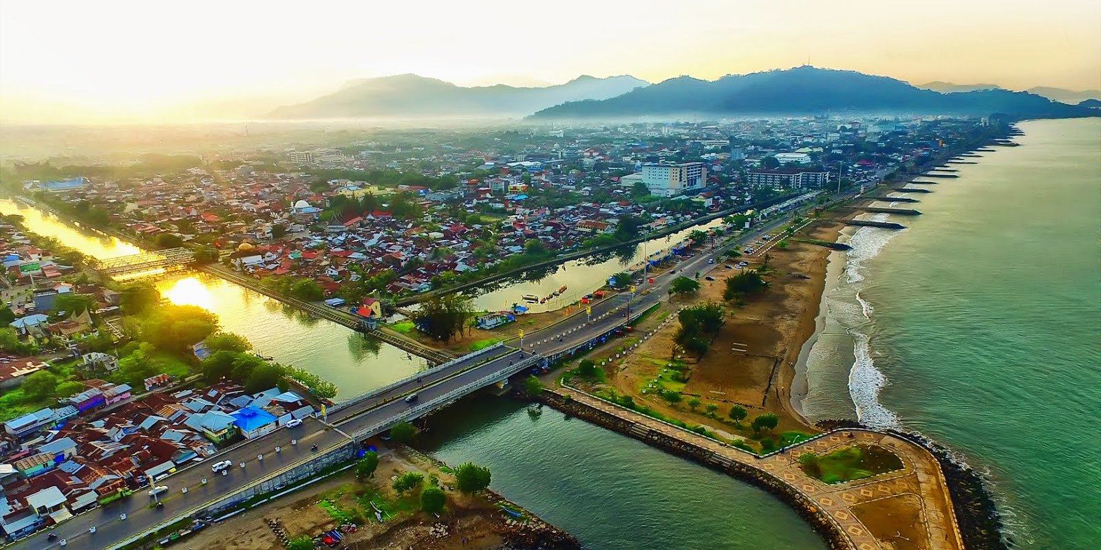 Padang | LAT.40