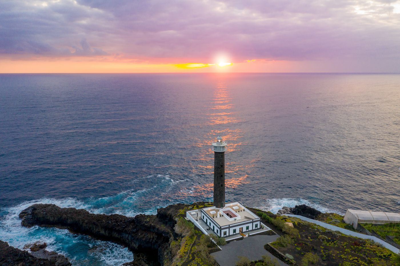 Faro de Punta Cumplida en La Palma