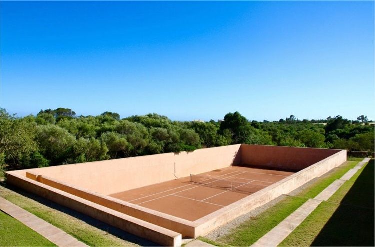 The Neuendorf House en Spain