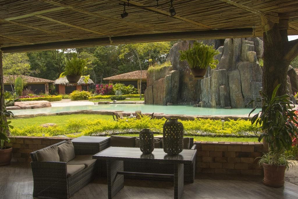 Ara Meru Lodge en Salto del Angel