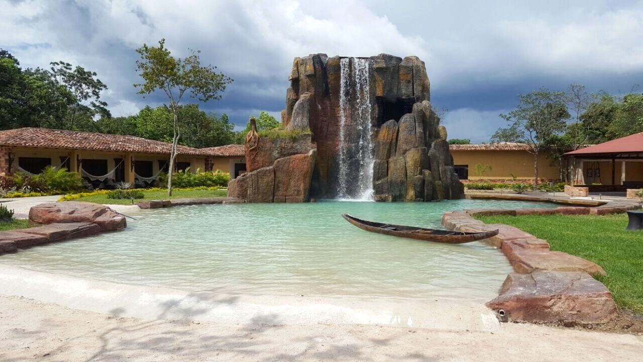 Ara Meru Lodge en Salto del Angel
