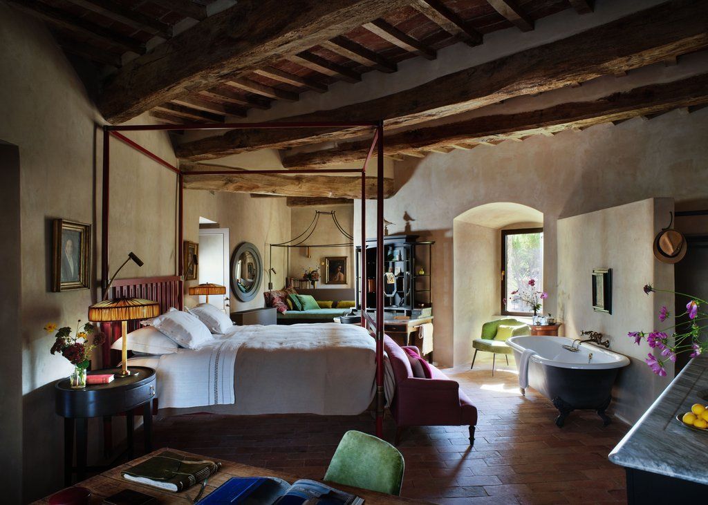 Hotel Castello di Reschio en Italy