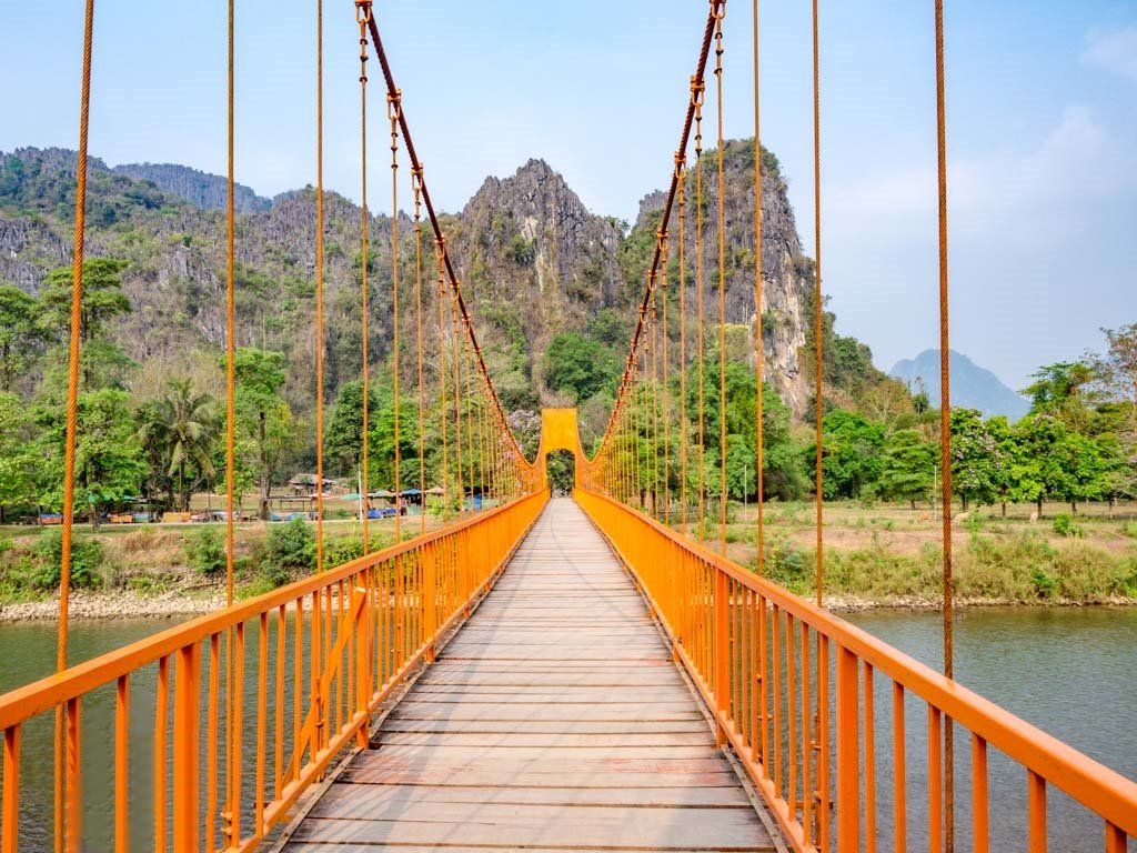 Vang Vieng | LAT.40