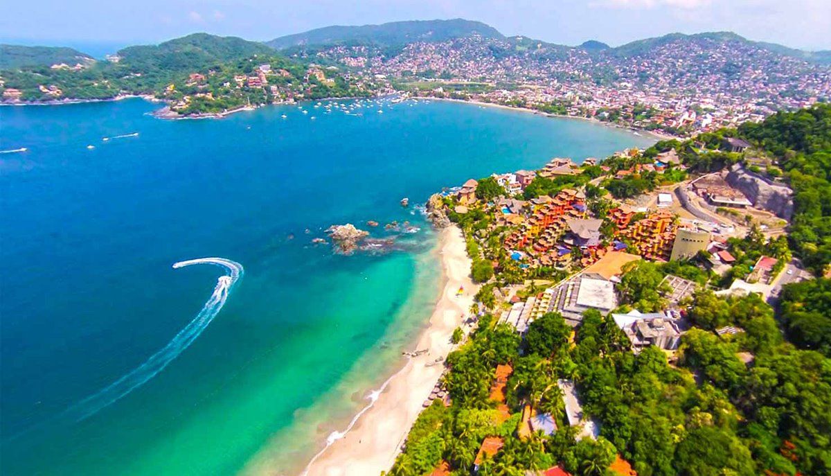 Zihuatanejo | LAT.40