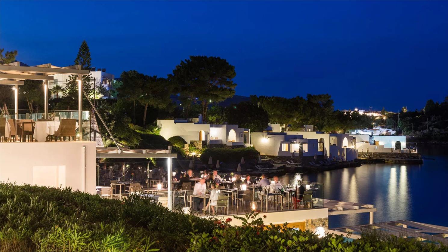 Minos Beach Art Hotel en Creta 