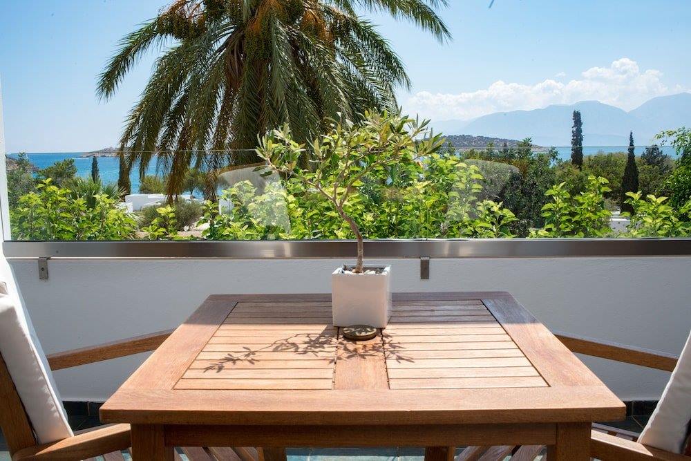 Minos Beach Art Hotel en Creta 