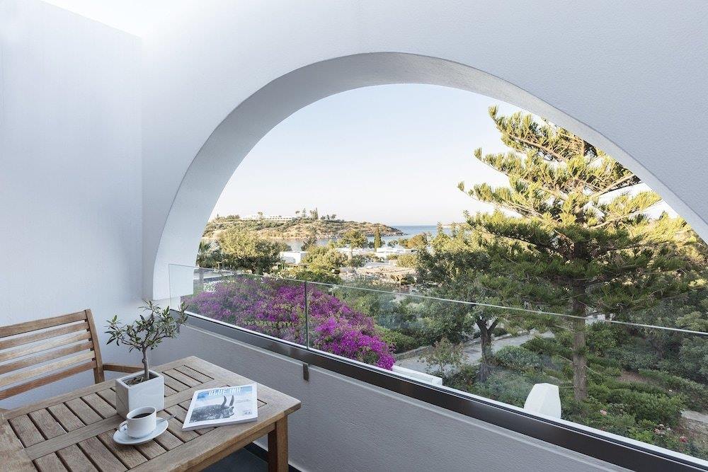Minos Beach Art Hotel en Creta 