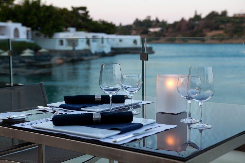 Minos Beach Art Hotel en Creta 
