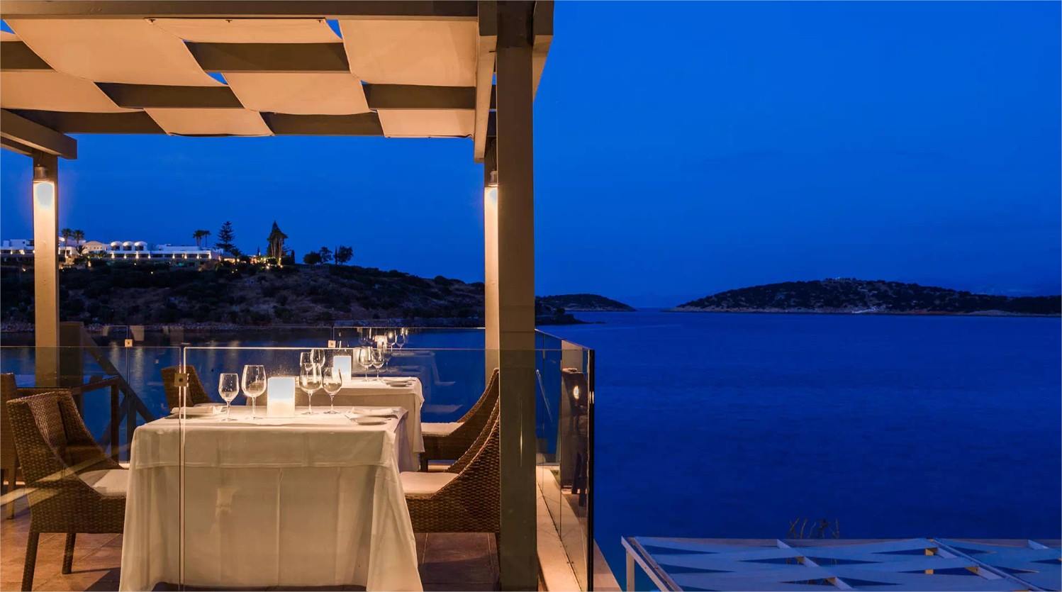 Minos Beach Art Hotel en Creta 