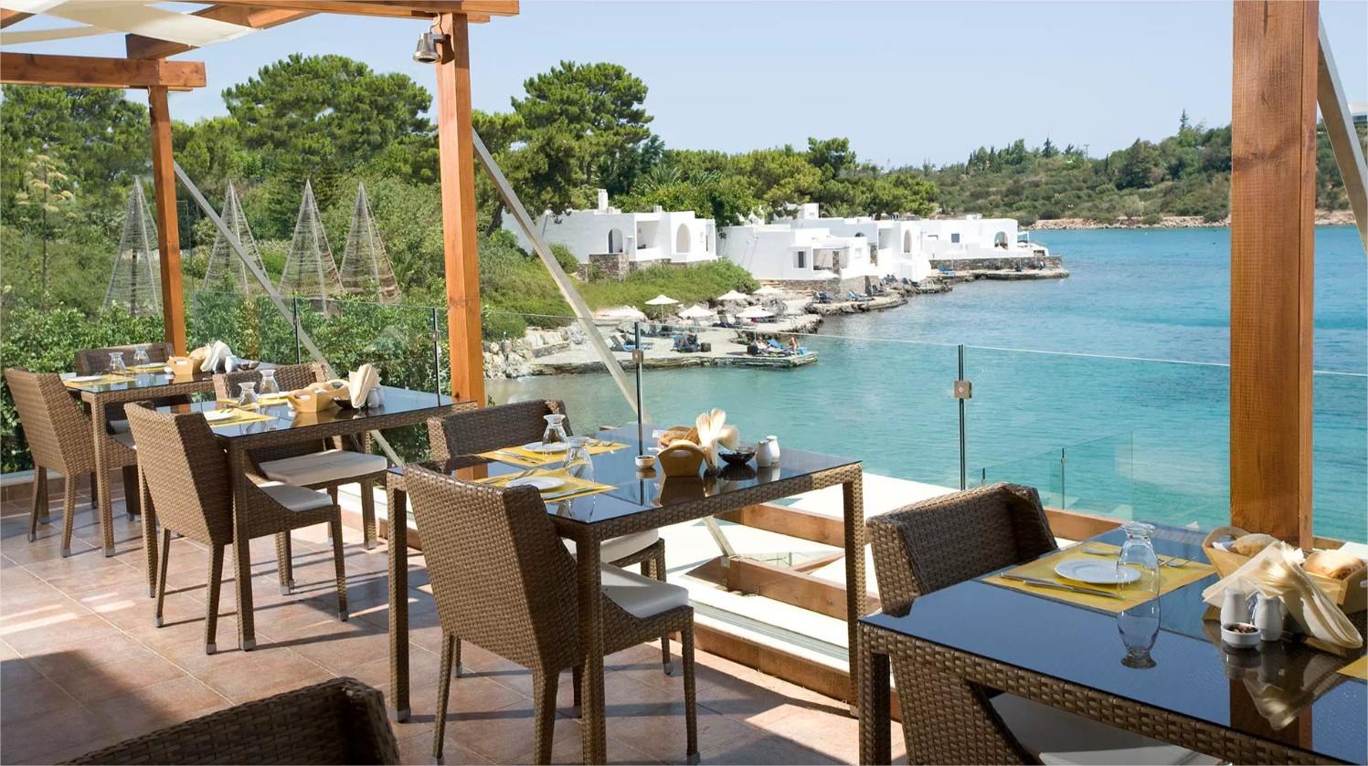 Minos Beach Art Hotel en Creta 