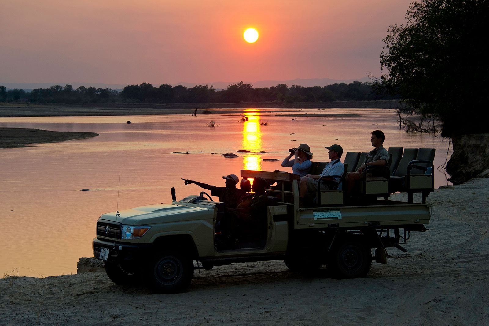 Flatdogs Camp en Luangwa Valley