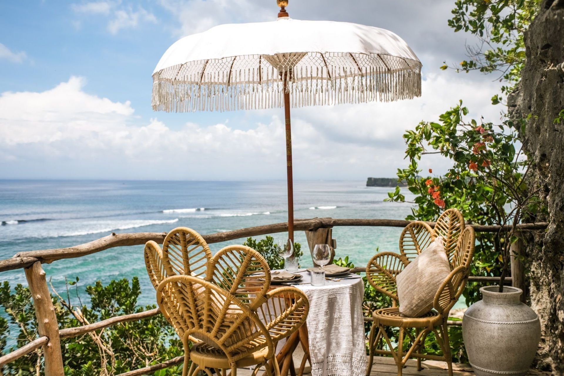 The Korowai en Bali - Uluwatu