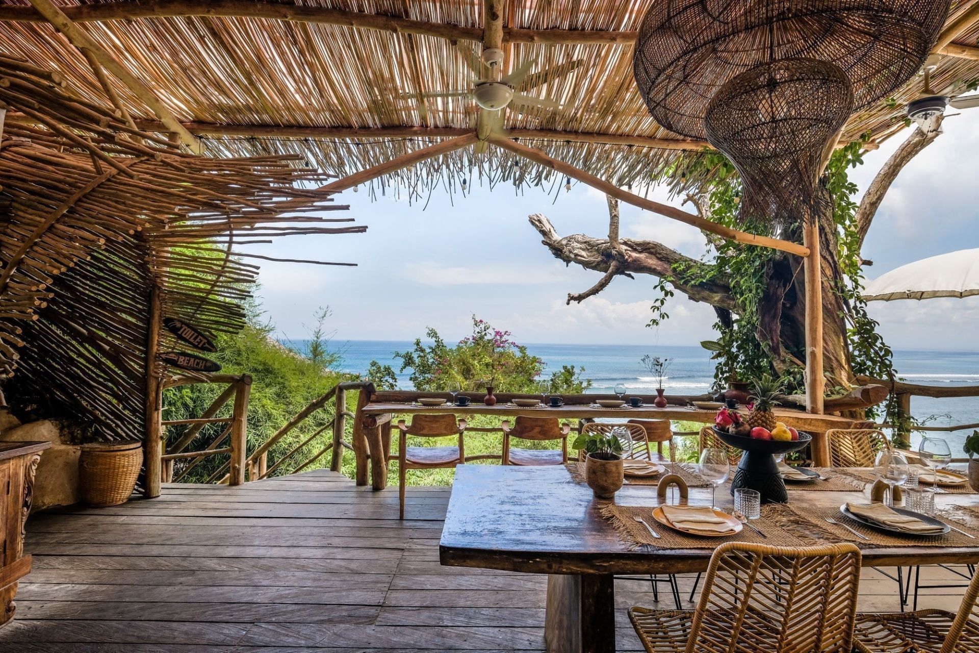 The Korowai en Bali - Uluwatu