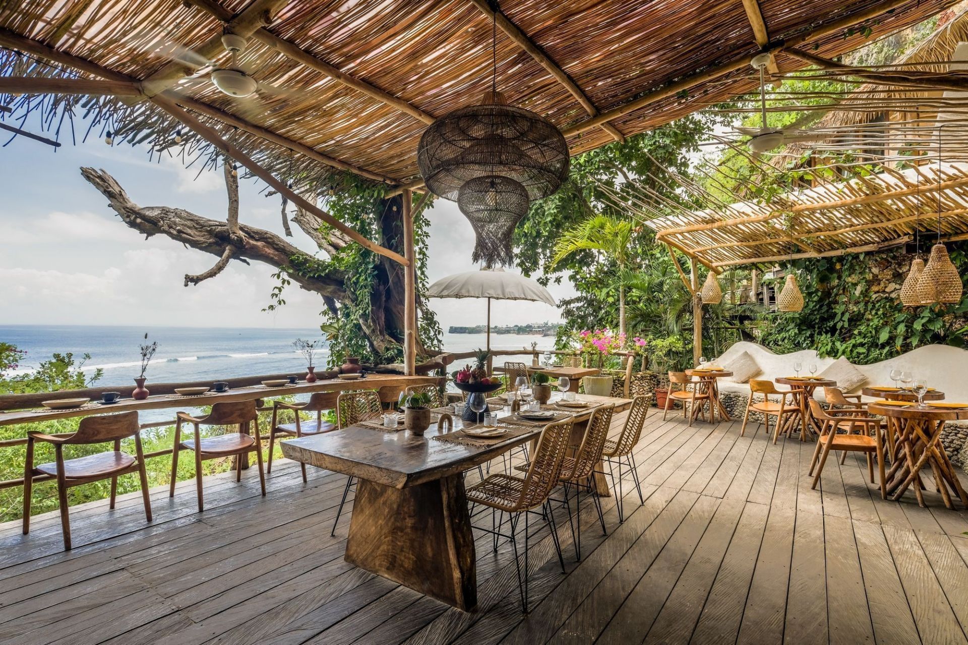 The Korowai en Bali - Uluwatu