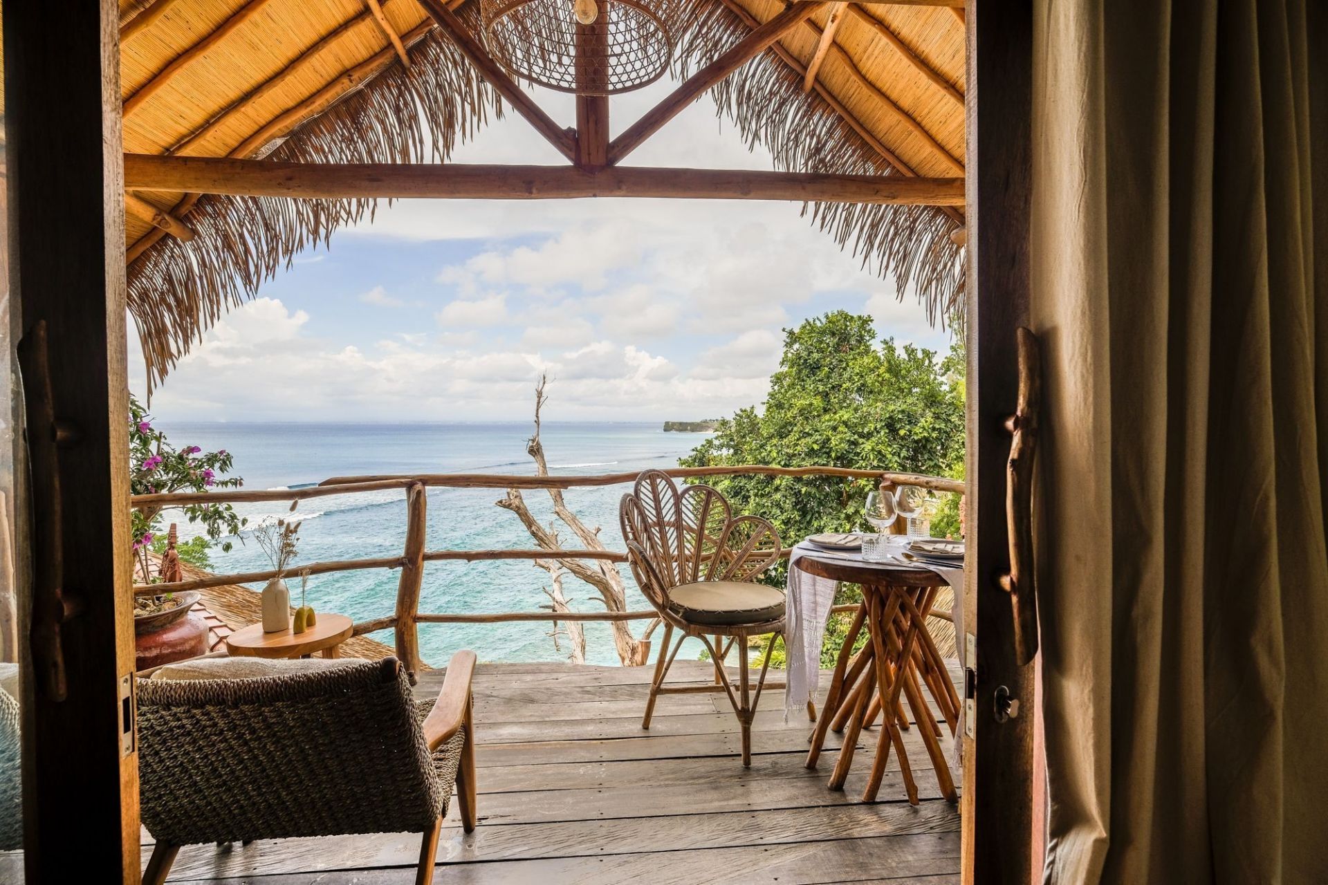 The Korowai en Bali - Uluwatu