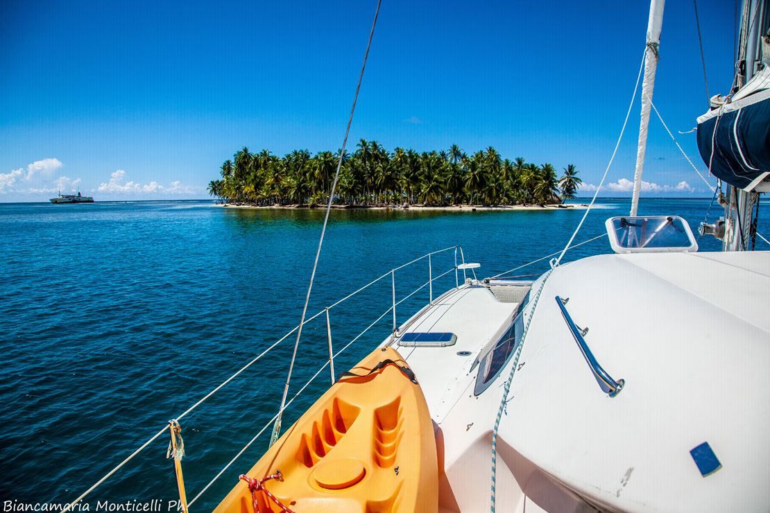 Valpar Nautitech 44  en San Blas Islands