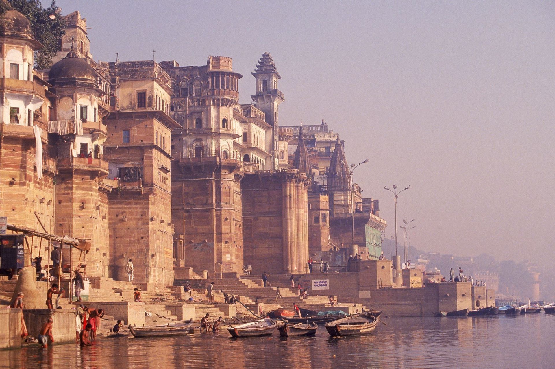 Varanasi | LAT.40