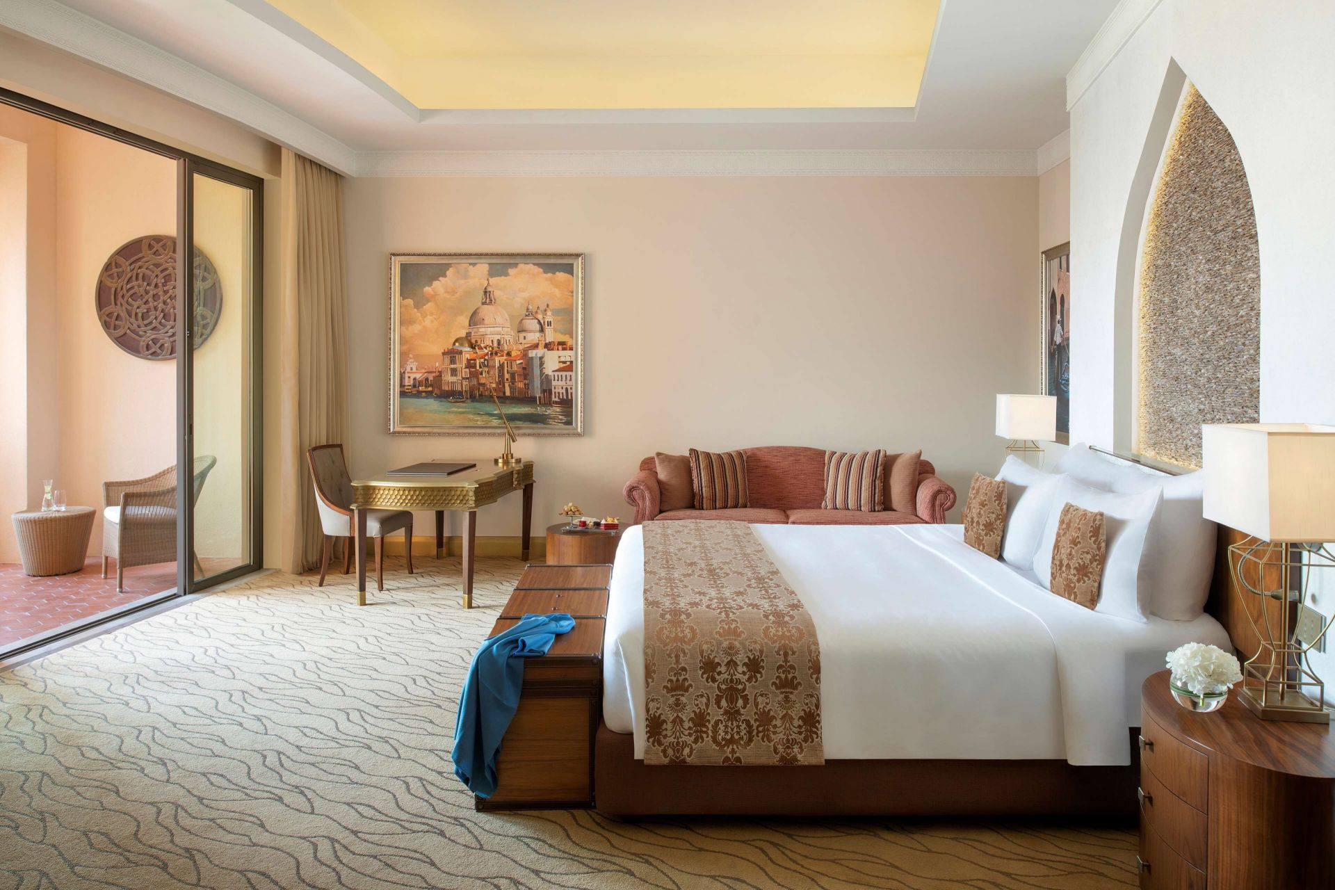The St. Regis Marsa Arabia Island, The Pearl Qatar en Doha
