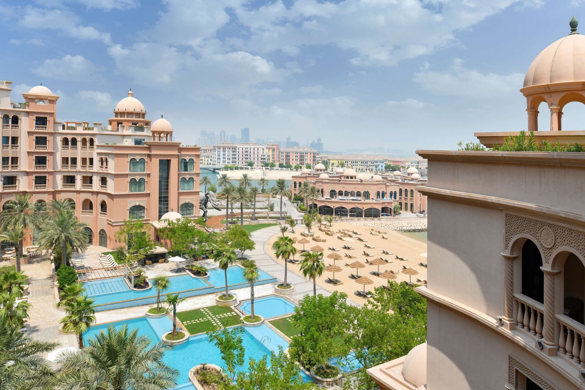 The St. Regis Marsa Arabia Island, The Pearl Qatar en Doha