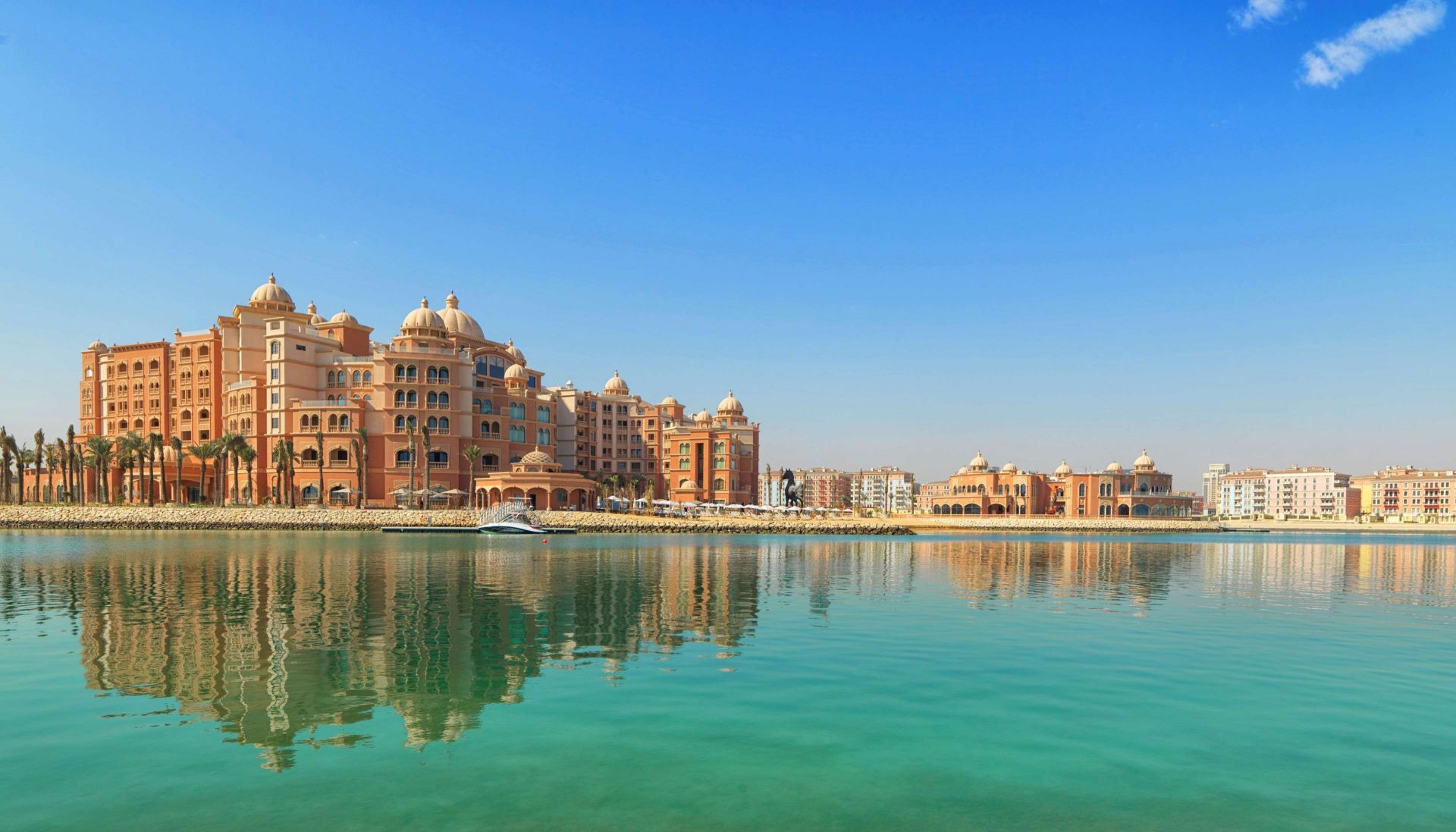 The St. Regis Marsa Arabia Island, The Pearl Qatar en Doha