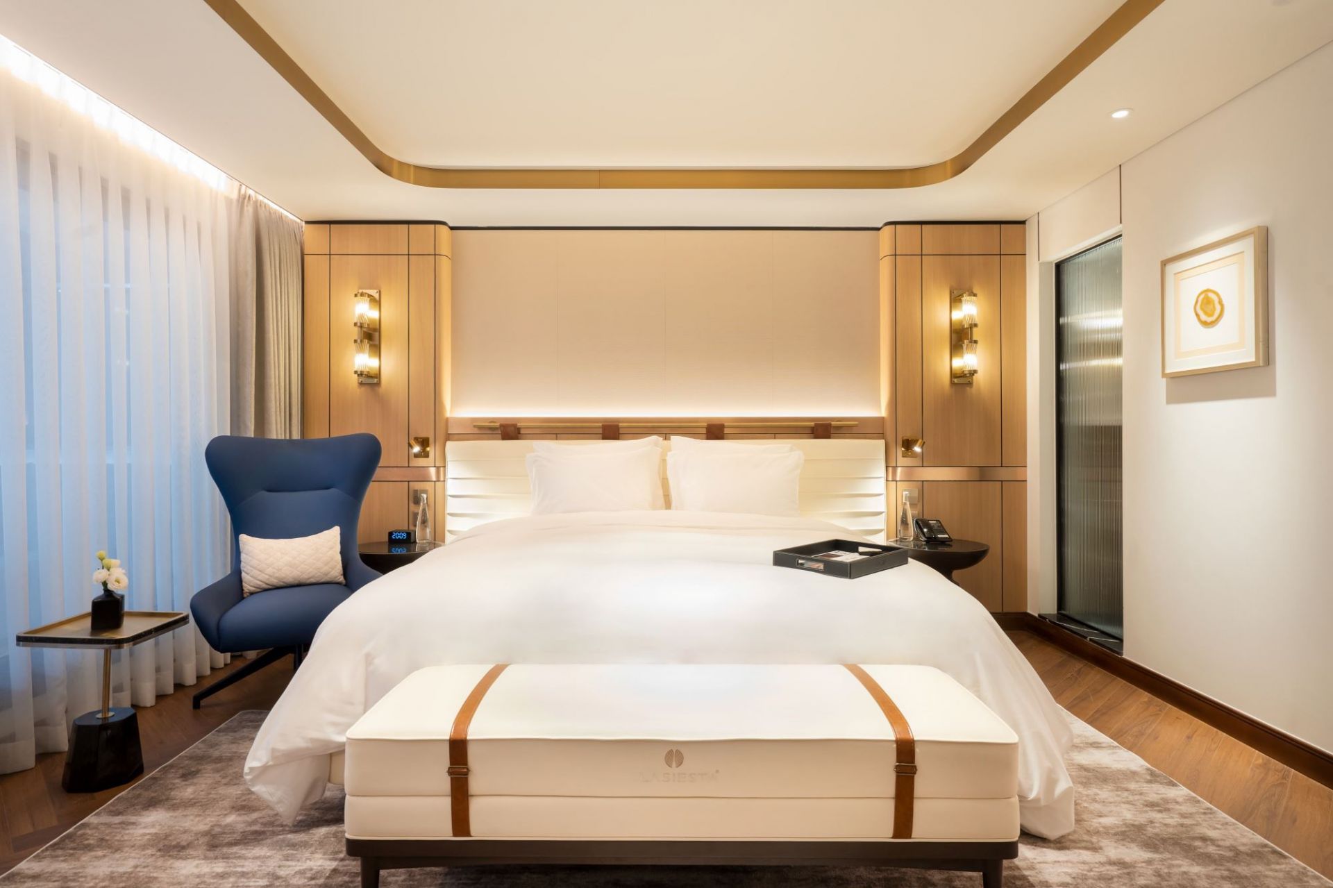 Essence Grand (La Siesta Superyacht) en Halong