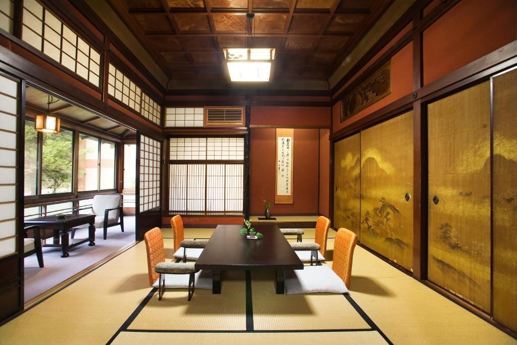 Motoyu Ishiya en kanazawa