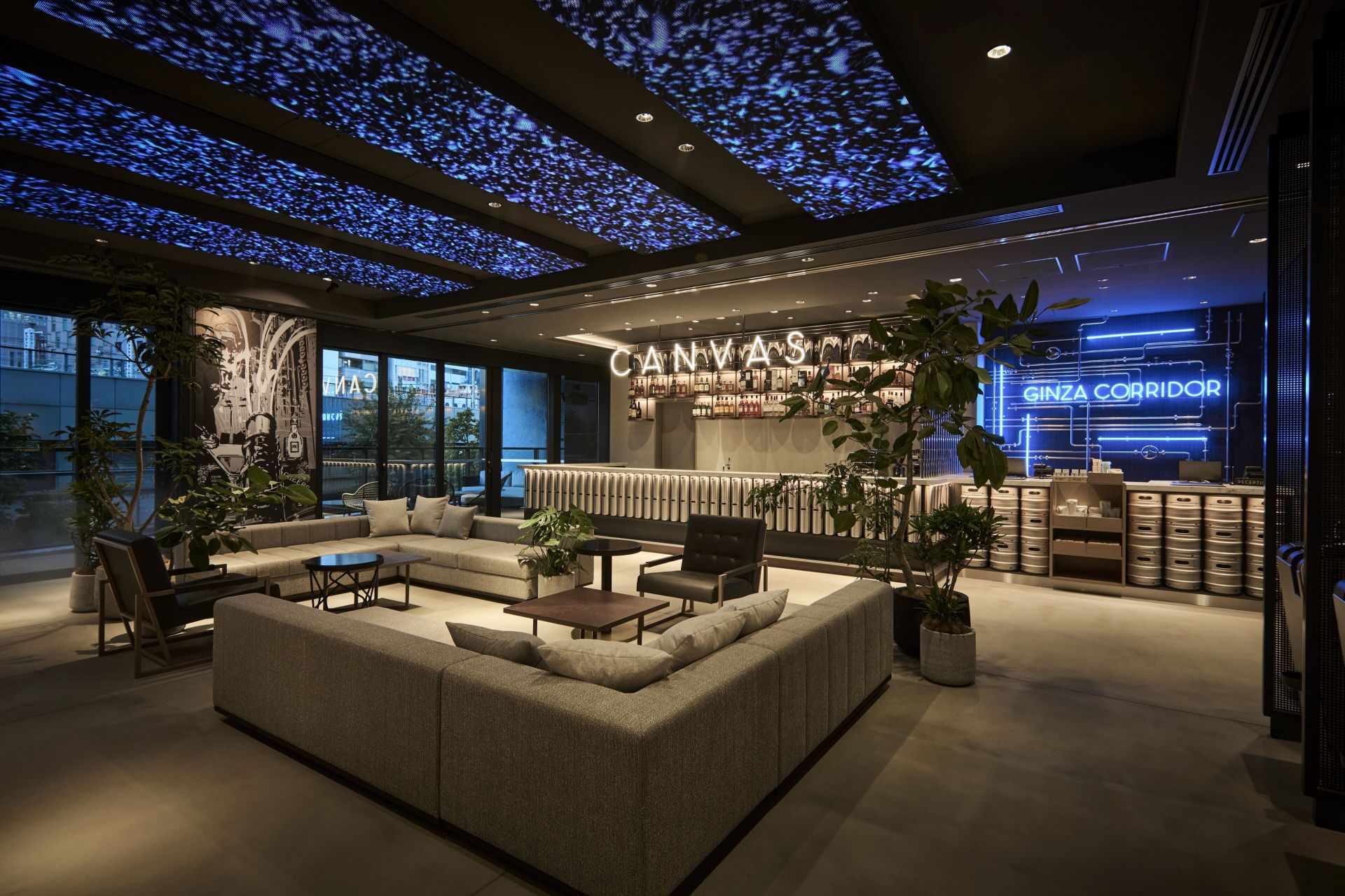 The Royal Park Canvas Ginza Corridor en Tokio