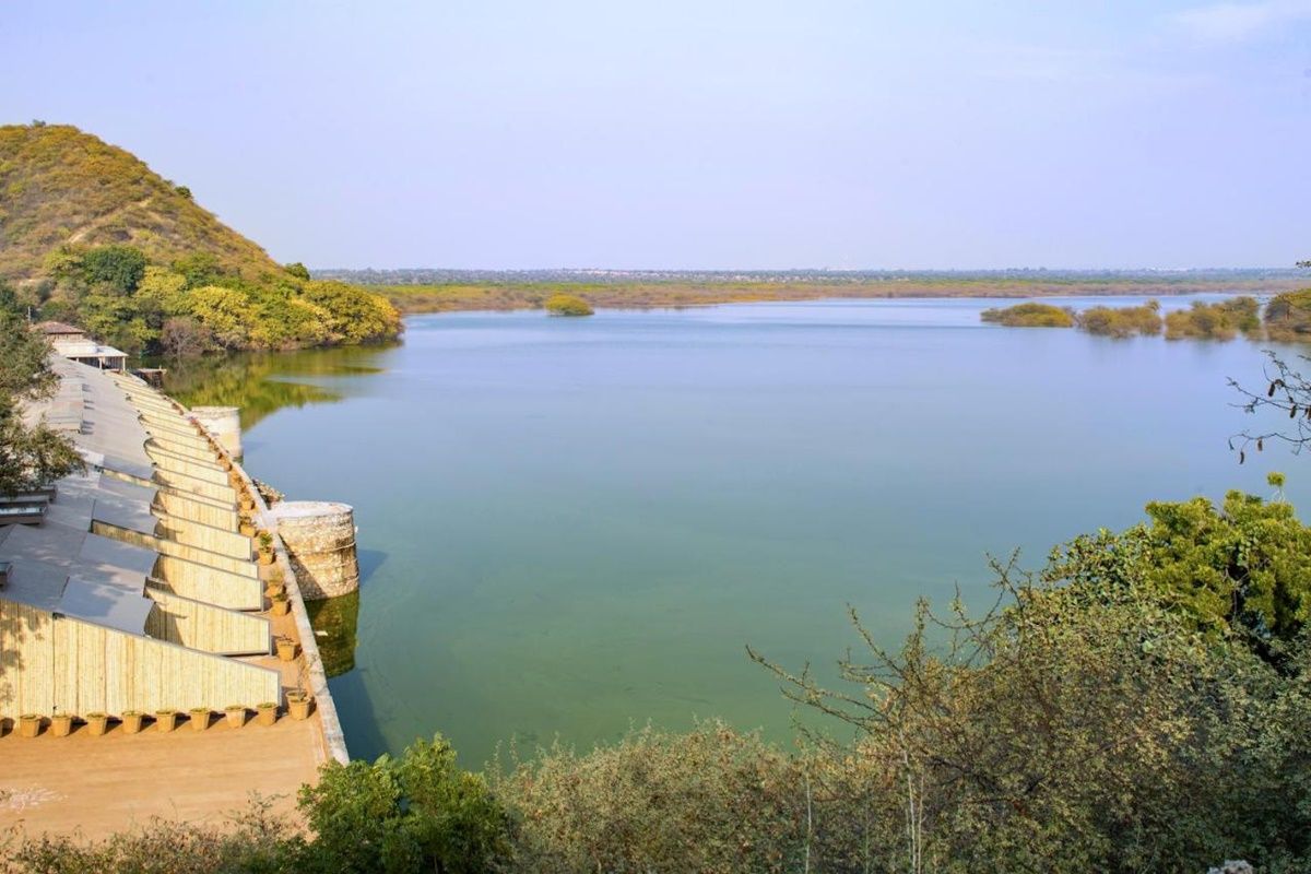 Hotel Raas Chhatrasagar en India