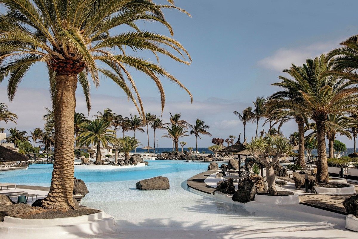Año Nuevo en Lanzarote diseñado por LAT.40