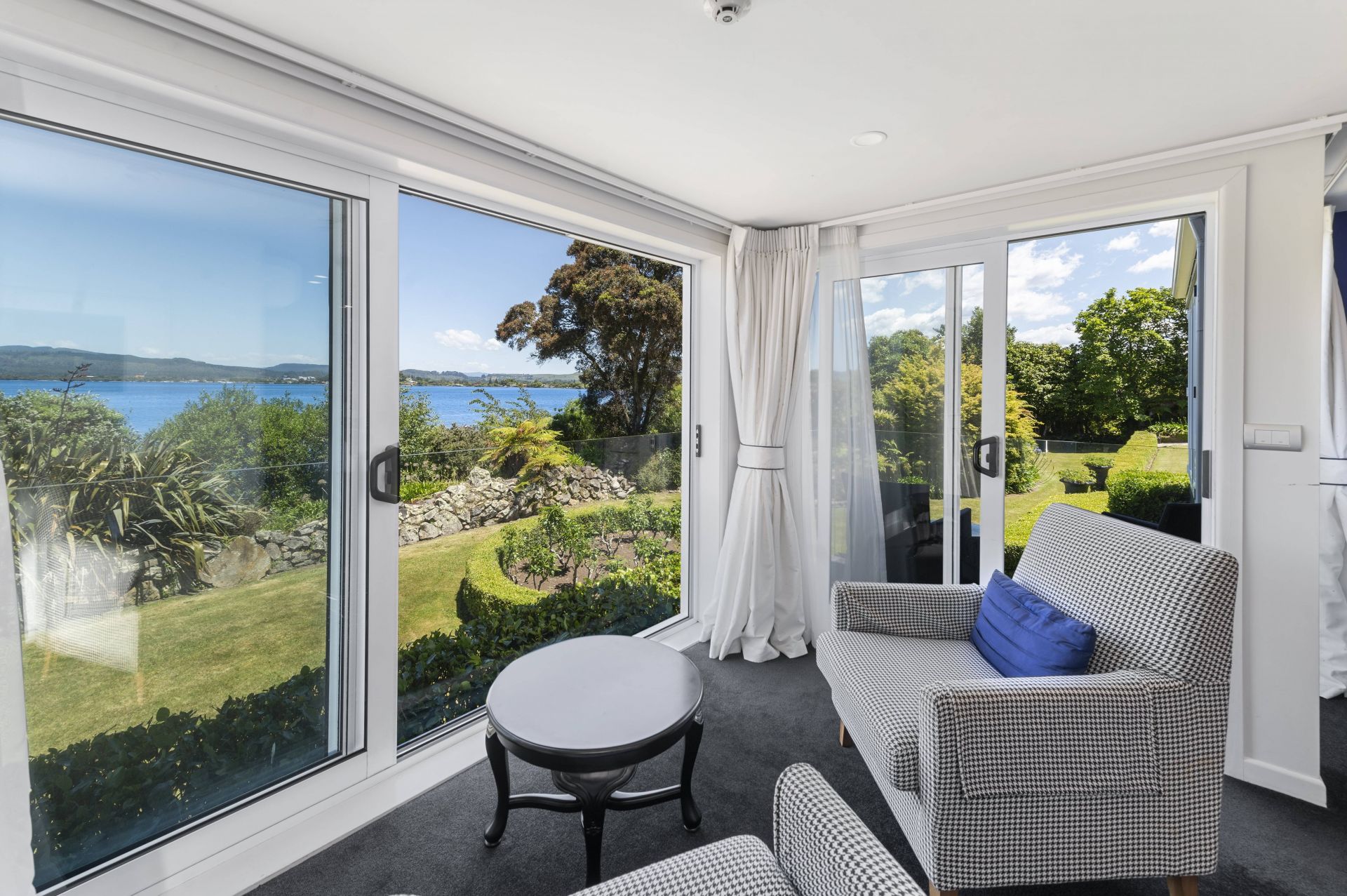Black Swan Lakeside Boutique Hotel en Rotorua