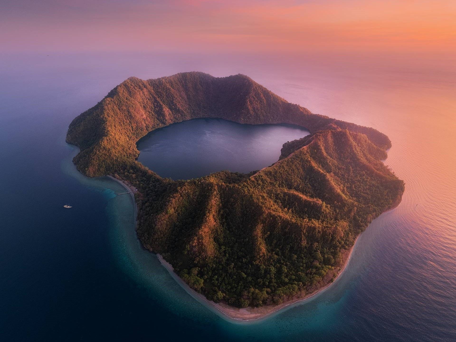 Sumbawa | LAT.40