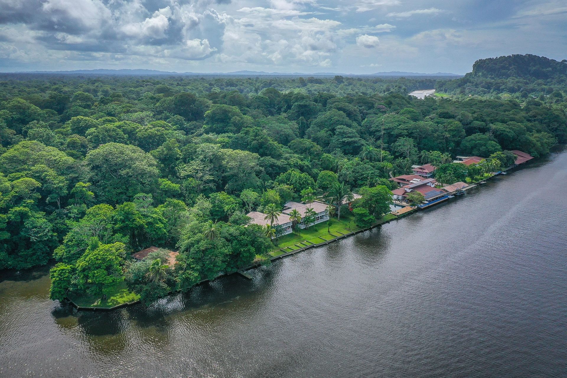 Tortuga Lodge and Gardens by Böëna en Tortuguero