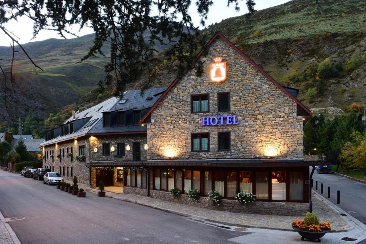 Hotel y Apartamentos Vilagaros en Valle de Aran
