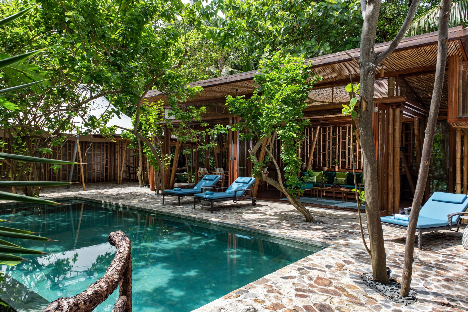 Bawah Private Island en Bawah Island